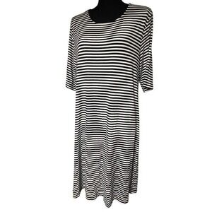 Old Navy Black and White Striped Flared Knee Length Jersey Dress